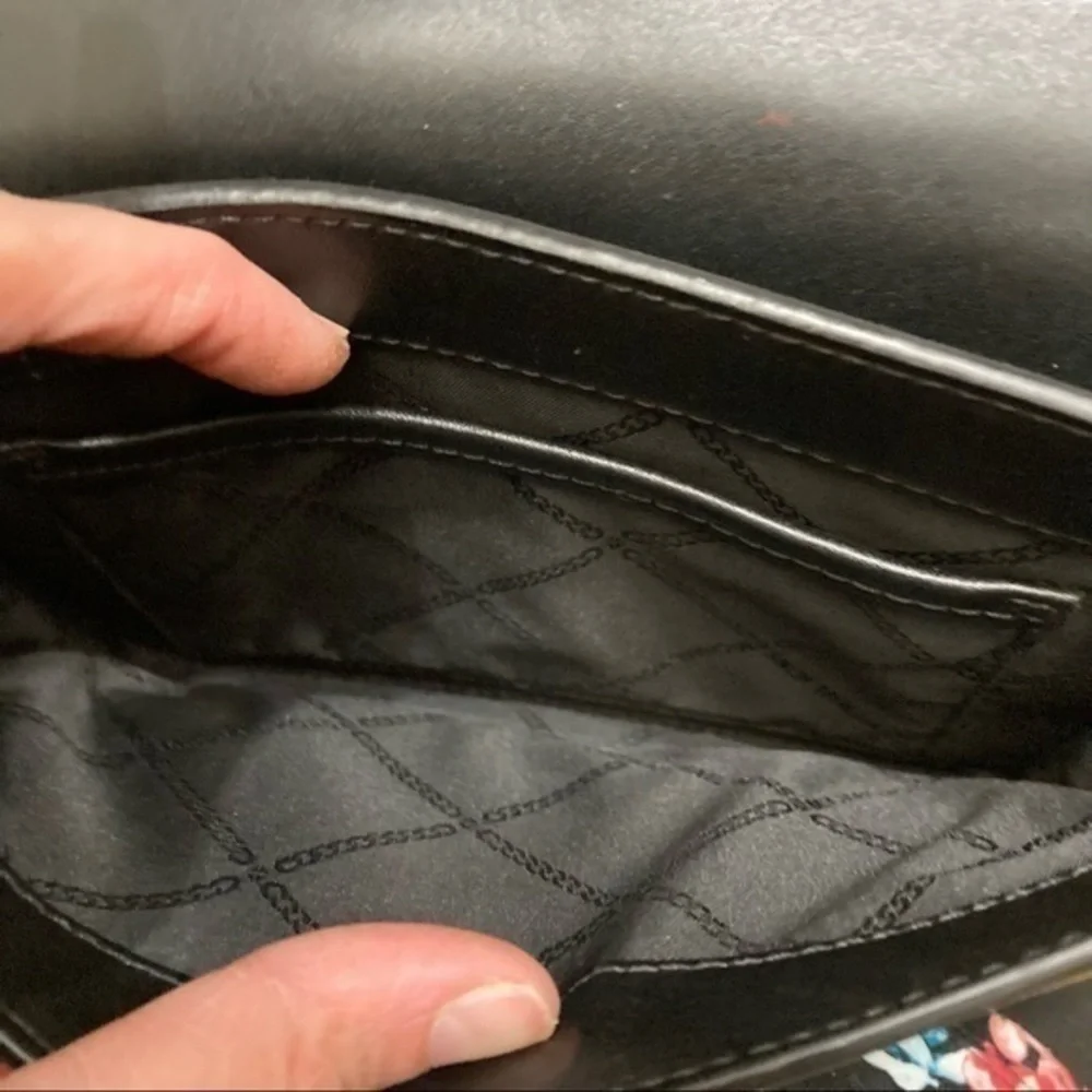 Michael kors black leather shoulder bag “cool”